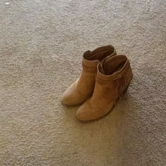 Shoes - Picture 6 of 6